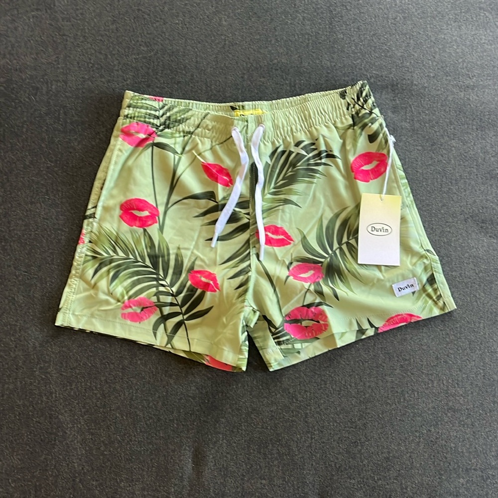 OBO Men’s Duvin 5 inch board short